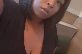 world's famous BBW🗣 DOC 🤞🤞🤤🤤 - Image 3