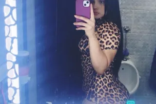 hermosa latina disponible real... - Image 1