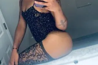 Slim Thick Tight Wet Pussy🌊 Wi... - Image 4