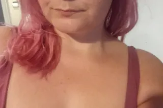 HELP ME WITH GETTING A ROOM FOR TWO DAYS AT THE MOTEL I AM CHOOSING AND ILL GIVE YOU AN HOUR FOR BOTH DAYS!! - Image 9