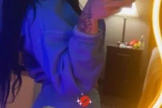 Cum let me turn you out daddy😉... - Image 2