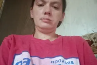 Sexy mama ready to meet sexy men - Image 2