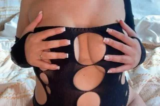 Gorgeous Chyna Your NEW fav ❣C... - Image 2