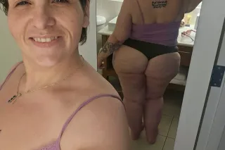 Thick with a HUGE Ass, Tattoed, 100% REAL, and Very Hard to Forget . - Image 7