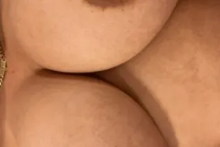 🫦 LATINA AVAILABLE 💓 BIGG ASS ... - Image 1