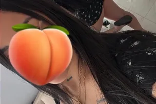 Sexy latina🍑😋 - 24 - Image 2