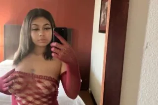 💋SECRET LOVER TO PUT THIS CREAMY PUSSY ON YOU 👉 - Image 3