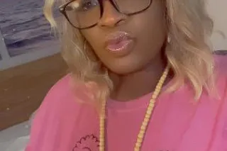💋💋ebony bbw🤩 with that pressur... - Image 1