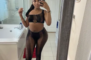 Ft Shows Only 👅 Let Me Talk Yo... - Image 2
