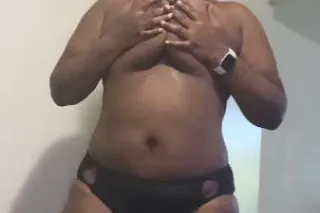 pregnant coochie - Image 3
