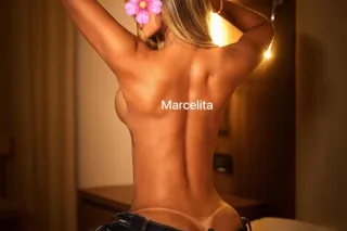 Sexy Colombian Goddess Visitin... - Image 3