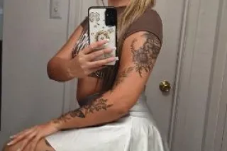 Latina - 28 - Image 2