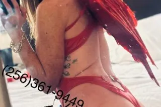 Call Mckenzie if Your Looking ... - Image 1