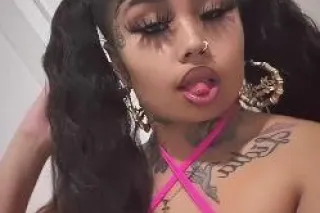 SEXY Petite bitch INCALL AVAILABLE 👅👅💦 - Image 3