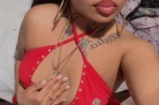 SEXY Petite bitch INCALL AVAILABLE 👅👅💦 - Image 5