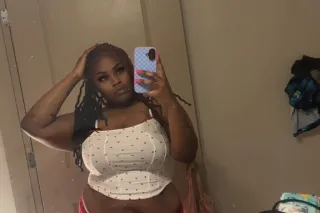 EVERYTHING BIGGER IN TX😜 1 NIG... - Image 3