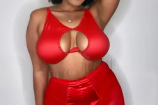 38G Busty Ebony Goddess 😍💦 FAC... - Image 2
