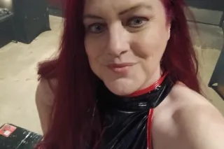 Mistress Jennifer and NEW PRO ... - Image 3