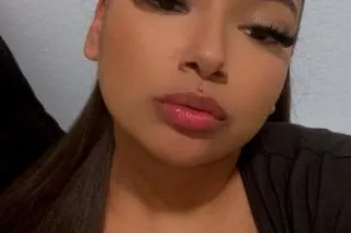 Hawaiian Playmate - 26 - Image 3