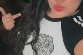 sexy🥰 thick💦 latina - Image 7