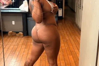 Thick Chocolate 💋 - 24 - Image 2