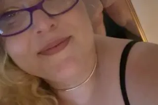 beautiful blonde BBW messages ... - Image 1