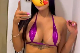 🟡💝💖🟢Hi, I'm Xiomara, I'm new to the area. 100% Latin, available now🟡💖💝🟢 - Image 1