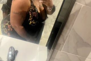 ThesexiestBBW - 33 - Image 1