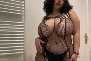 LATINA AVAILABLE CURVY - BBW❤‍🔥 I'M READY TO SATISFY YOU WITH MY JUICY CONCHO 💕 - Image 1