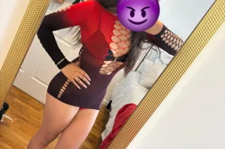 👋Hola Hermosa chica 💖amable🥵 e... - Image 4