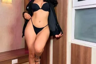 Beautiful and hot, young and tight sex queen available - Image 3