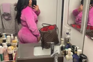 🌟PRETTY GFE BIG BOOTY FILIPINA... - Image 3