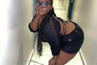 Happy New years !Thick, Tempti... - Image 2