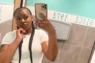 NEW GIRL AVAILABLE COME GET YO... - Image 1