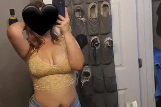 Have you ever had a dearm girl, the one you look at in the store or on the street and wish you could get her attenion, wish she could make your fantasies come true, well thats me i can satisfy your desires😘 - Image 12
