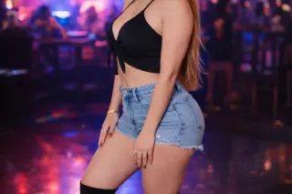 Rachel - Image 6