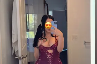 Hello baby’s , I’m Sofi 🥰sexy ... - Image 1