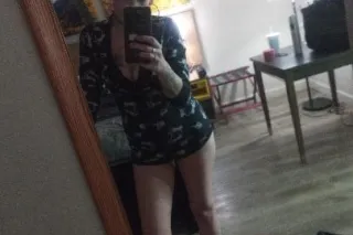 Cum have your way with a sexy ... - Image 1