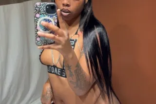 ❣Available NOW❣🥰😘✨ıяяєṡıṡṭıɞʟє... - Image 3