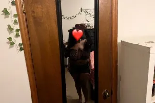 Thick Ebony $70 incall private location😍🤎thick and Wet 🍑🐱💦Tell me your desire and its yours💕Best head covered🍆🤤 - Image 9