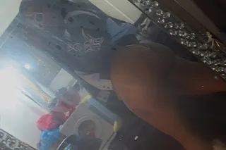 Hi, I'm a very spicy Caribbean... - Image 1