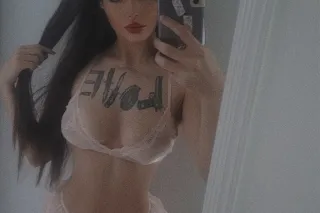YOUR FAVE IS BACK! LATINA FREAK🥵 tonight only ! incalls and outcalls! I wanna feel our cock pulsating inside of me🥴 - Image 5