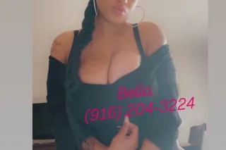 DOWNTOWN AUSTIN 👉🏽 Super Busty... - Image 2