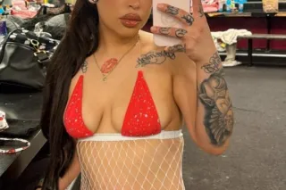 Want a ft show 🎥/ content 📸/meets 📍 available ✅ - Image 9