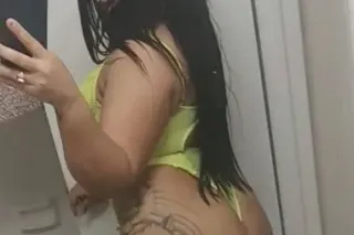 Chica latina de paso por tu ciudad dispuesta a hacerte feliz - Image 2