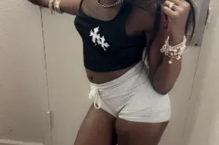 INCALL ONLY 💋🥂. Kome See The T... - Image 1