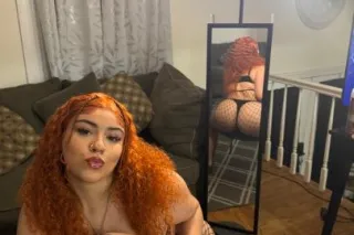 Hey DADDY💦 cum try this throat... - Image 2