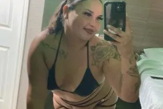 NEW IN TOWN!!!💋CUM MAKE ME SQU... - Image 3