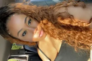 VANCOUVER! ❤🌹BEAUTIFUL BLACK Q... - Image 2