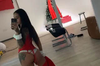 doing Christmas specials💰🎄 - Image 3